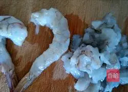 Illustration of how to make steamed egg custard with shrimps 3