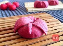 Illustration of how to make Ping'an fruit steamed buns 16