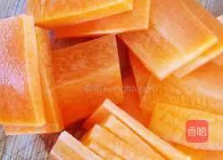 Illustration of how to make fried meat with snow peas 2