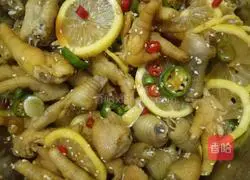 Illustration of Internet celebrity lemon chicken feet 21