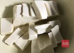 Illustration of making wild celery leaf tofu soup 5