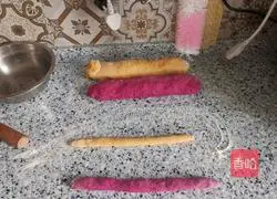 Illustration of How to Make Steamed Buns by Greedy Little Friends 1