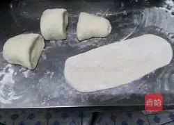 Illustration of how to make golden cakes 6