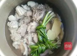 Illustration of how to make loofah and duck soup 4