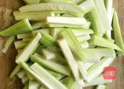 Pork liver and loofah soup recipe 2