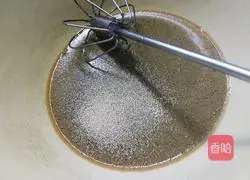 Illustration of how to make brown sugar and jujube hair cake 5