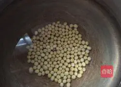 Illustration of how to make pork ribs and kelp soup 2