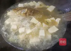 Tofu crucian carp Illustration of how to make soup 7