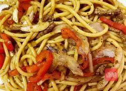 Black Pepper Beef Pasta Recipe Illustration 5