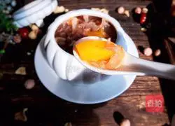 Papaya and Tremella Soup Illustration 10