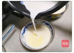 Illustration of how to mix ginger with milk 6