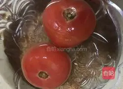 Illustration of how to make Longli fish tomato noodles 2