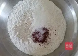 Illustration of how to make rose steamed buns 1