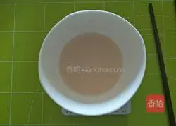 Illustration of how to make meat brown buns 1