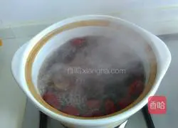 Illustration of making ginger jujube tea 3