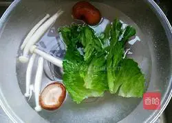 Illustration of how to make egg noodles 2