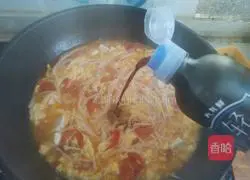 Illustration of tomato and enoki mushroom tofu soup 10 