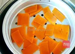 Illustration of how to make cornmeal cake 1