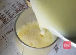 Illustration of how to make fragrant corn juice 6