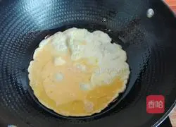 Illustration of how to make scrambled eggs with tomatoes and fungus 8