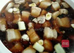 Illustration of how to make Roujiamo 3