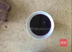 Illustration of how to make purple cabbage hand-rolled noodles 5