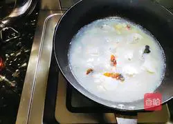 Illustration of how to make swimming crab tofu soup 5