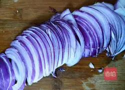 Illustration of how to make noodles with scallion oil 2