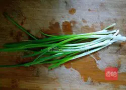 Illustration of how to stir-fry shredded potatoes 6