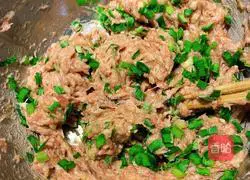 Illustration of how to make pan-fried buns 4