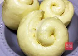  Illustration of how to make hot noodle buns 10