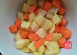 Tom Yum Kung Soup Recipe Illustration 2