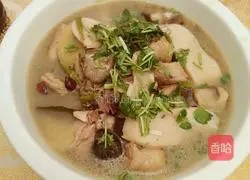 Shiitake mushrooms and chicken legs Illustration of how to make soup 11