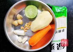 Illustration of how to make abalone curry noodles 1