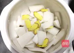 Illustration of how to make radish lean meat soup 5