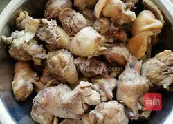 Illustration of how to make large plate chicken 2