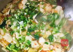 Illustration of how to make mutton noodles 10