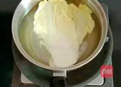 Illustration of how to make shrimp, rice and egg custard (baby food supplement) 4