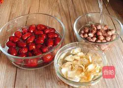 Lily lotus seed soup recipe 3