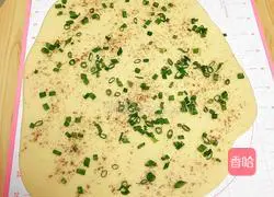 Illustration of how to make scallion hand-pulled pancakes (lard yeast version) 9