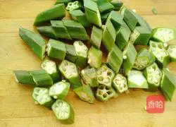 Illustration of how to make fried shrimps with okra 4