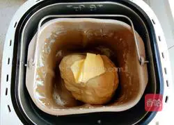 Illustration of making bean paste bread 2