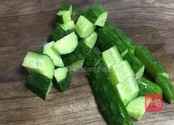 Sydney pear and cucumber juice recipe 1