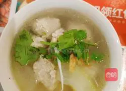 Winter melon is boiled in water and the meatballs are cooked.Practice illustration 10