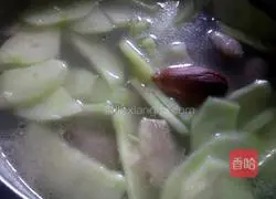 Cucumber Pork Ribs Soup Recipe Illustration 1