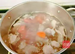 Lily Carrot and Goose Soup Recipe Illustration 11