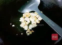 Illustration of how to make Xiao Long Bao 3