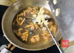 Hot and sour pork soup recipe 5