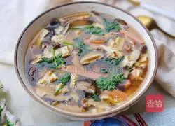 Illustration of how to make hot and sour soup to repel cold and warm the stomach 14