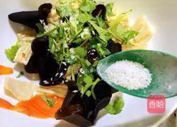 Illustration of how to make yuba mixed with fungus 11